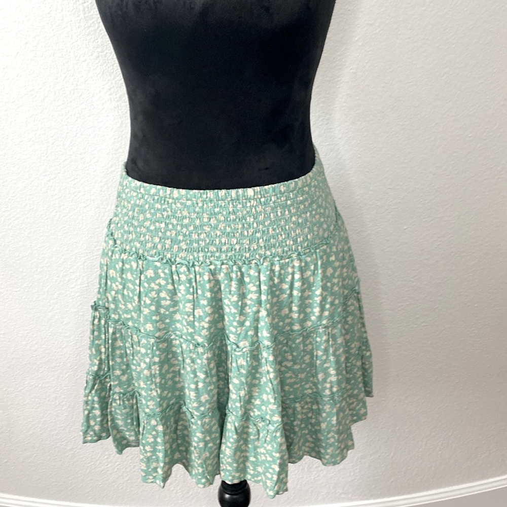 American Eagle fully lined summer skirt  sea green color Small